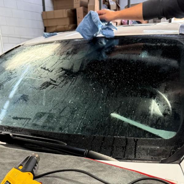 High Quality Vlt 17.5% Wholesale Price Auto Tint Window 99% Solar Car Window Tinting Film
