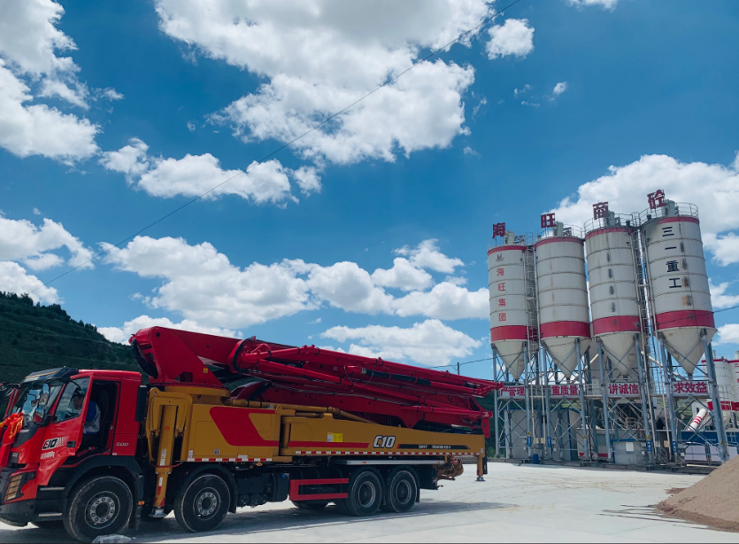 XCMG Бетонный насос 500T ДЭУТЗ двигатель SYG5210THB 25C-10 Бетонный насос, установленный на грузовике