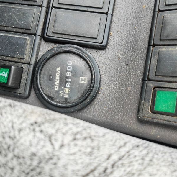 22.1 Ton Swedish Brand VOLVO Digger Second Hand Excavator Volvo Ec210