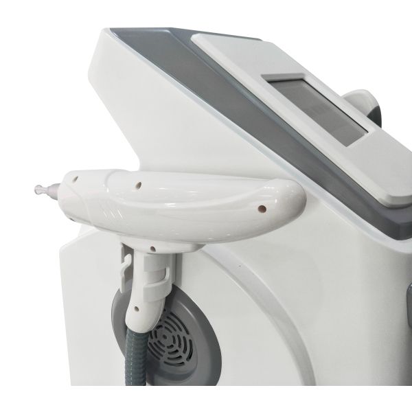 D813 Multifuncitonal OPT Skin Beauty Machine Skin Rejuvenation Laser Hair Tattoo Removal Machine