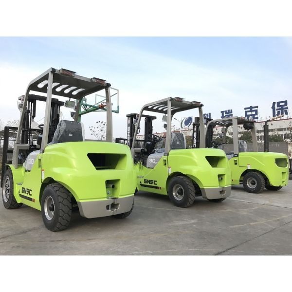 Customer Customized 3ton Forklift Sale with Solid Tire Options