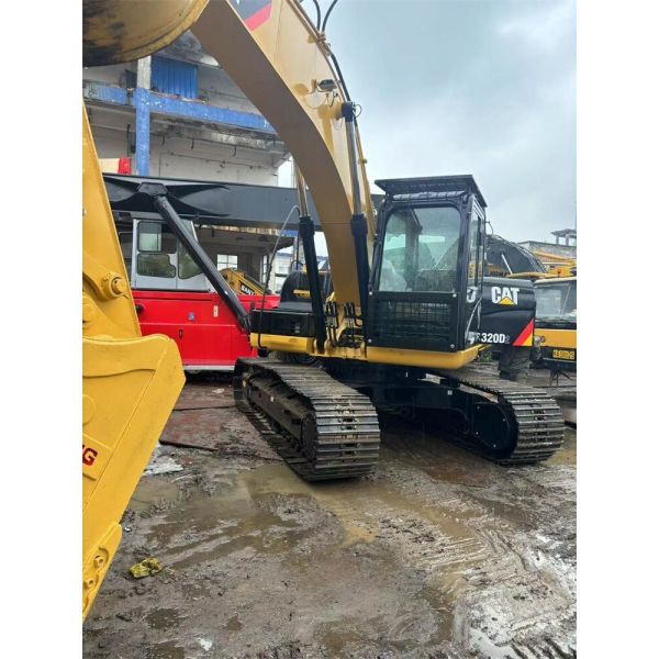 Fabriqué au Japon Excavateur CAT utilisé 320D 320DL 325C 320CL 323D 329D 330D 330C 336D
