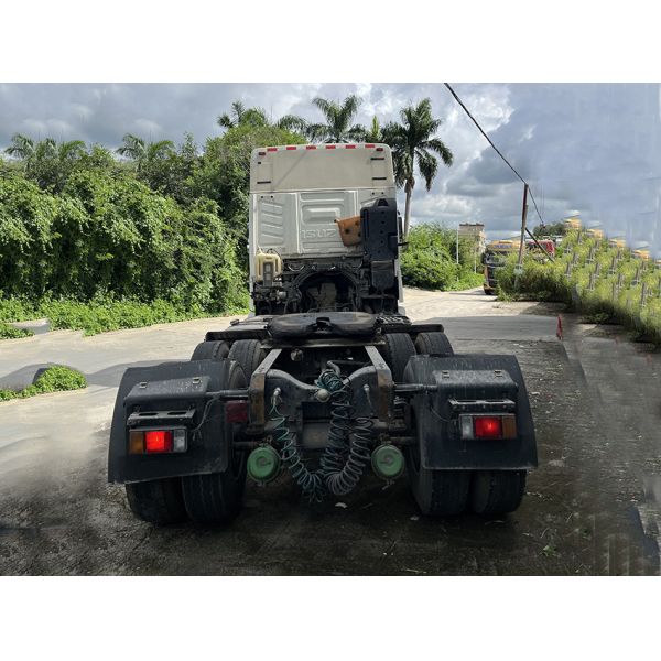 Ручная доставка подержанных грузовиков 6×4 привода средней вместимости