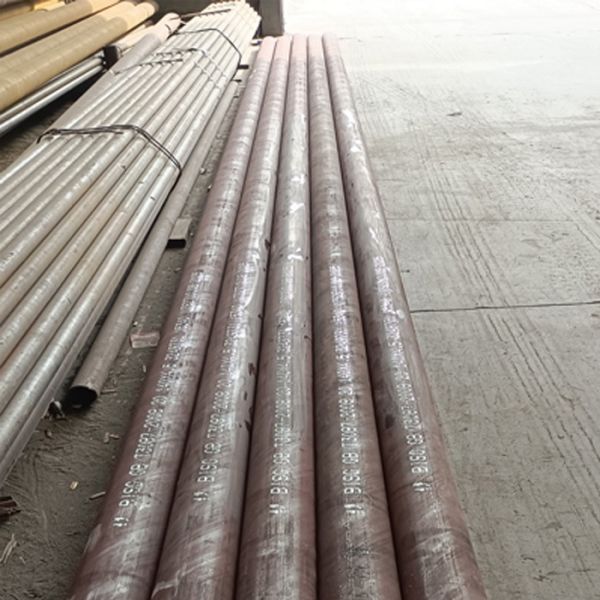 Thick Wall 20# Seamless Hot Rolled Steel Tubes Sch 40 Ss Pipe 24Inches