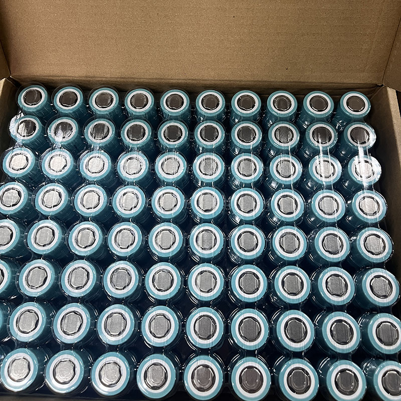 CBAK 26700FB2 3.2V 4000mAh Rechargeable Lithium Ion Battery Cell