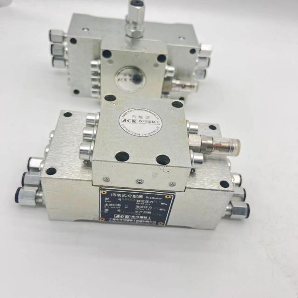 6JPQC-1/86DПрогрессивный переключатель близости распределителя с подключением