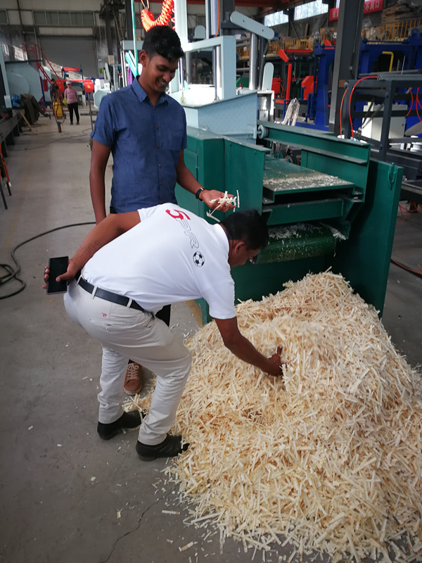 Домашние животные использовали деревянную брея машину, Shavings делая машину для птицеферм