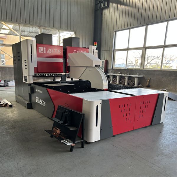 Гибкая автоматическая машина тормоза прессы папки металлического листа Cnc