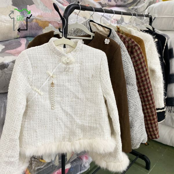 Women Small Fragrance Used Down Jacket Fashionable Clothing Second Hand Wholesale
