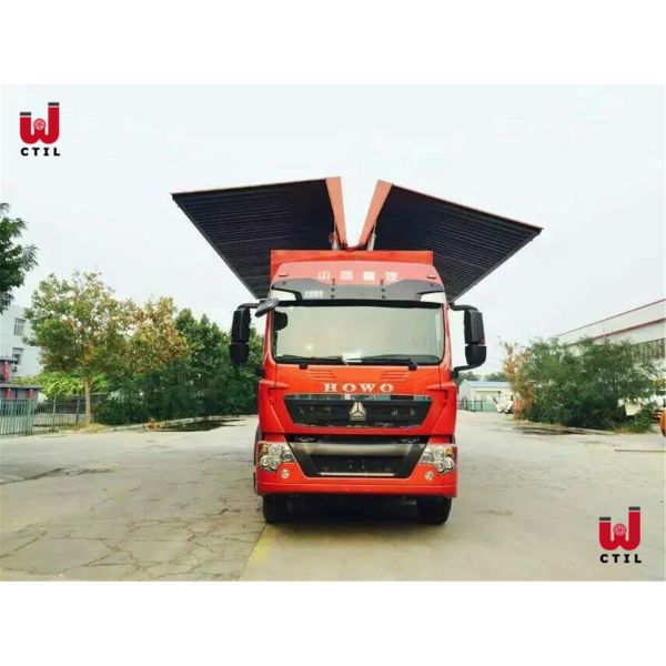 Transporte 8X4 Howo 12 Wheeler Wing Van Heavy Duty Cargo Van