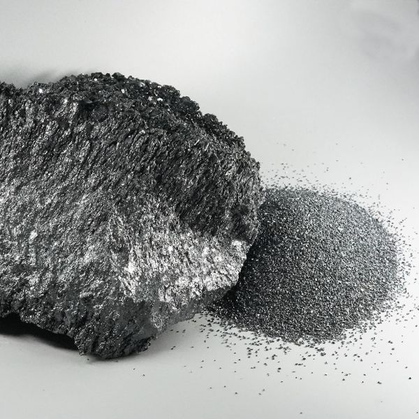 90% Purity 9.5 Mohs Black Silicon Carbide Powder For Metal And Wood Grinding