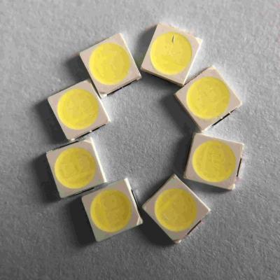 A microplaqueta conduzida vermelha 300ma 6000-6500k 155-165lm de PHOENIX 3030 3v SMD para cresce clara