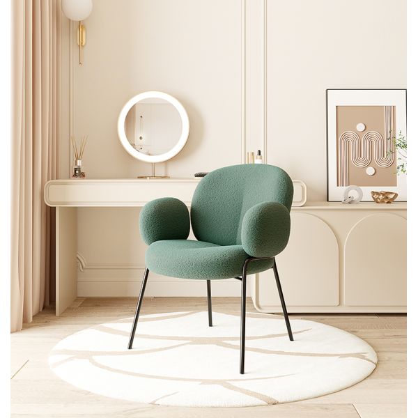 Comfortable Lambswool Upholstered Dining Chair Boucle White Upholstered Accent Chair