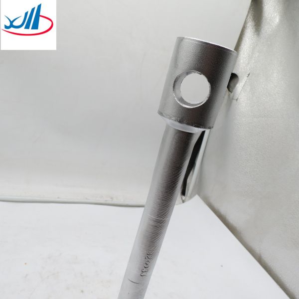 Tool 32x33 Tire Torque Wrench For Repairing Trucks