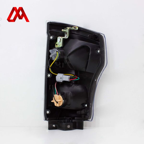 Lampe de coin gauche pour ISUZU ELF (à partir de 2003) – Pièces automobiles IZUMI | 8-98010-892-0 8-98010892-0 8980108920