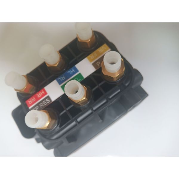 Клапаны для Мерседес - Бенз В164/В166/В251/В212/В221/В222 блока подвеса воздуха А2123200358