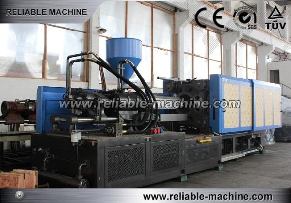 PP PE PVC PET PS Injection Molding Machine For Pipe Fitting 68 - 1680T