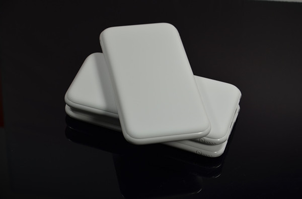 Ультра тонкие загрузочные люки портативной машинки 2 компактируют банк 10000мАх Ли силы - батарею полимера