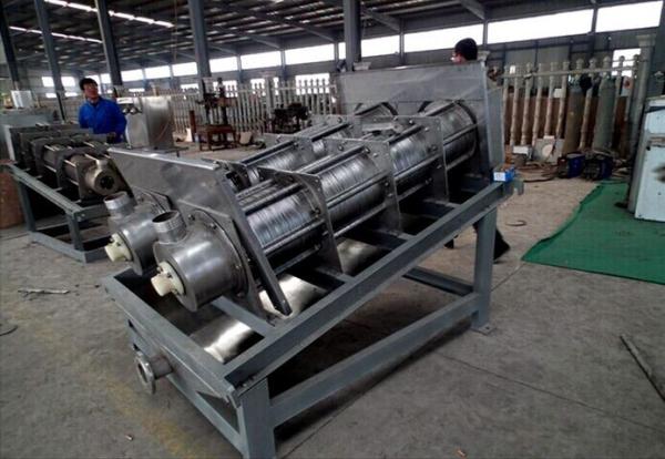 Imprensa de secagem do filtro roscado de equipamento da lama profissional para o tratamento da lama de água de esgoto