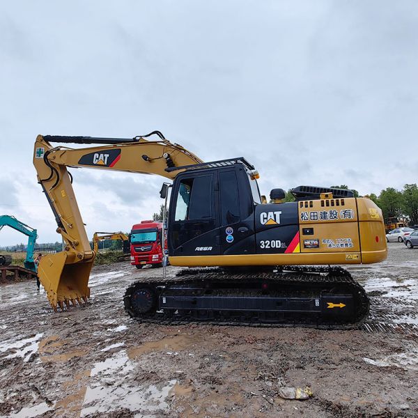 Caterpillar de alta potencia Excavadora usada CAT 320D2L Excavadora caliente de marca 20Ton