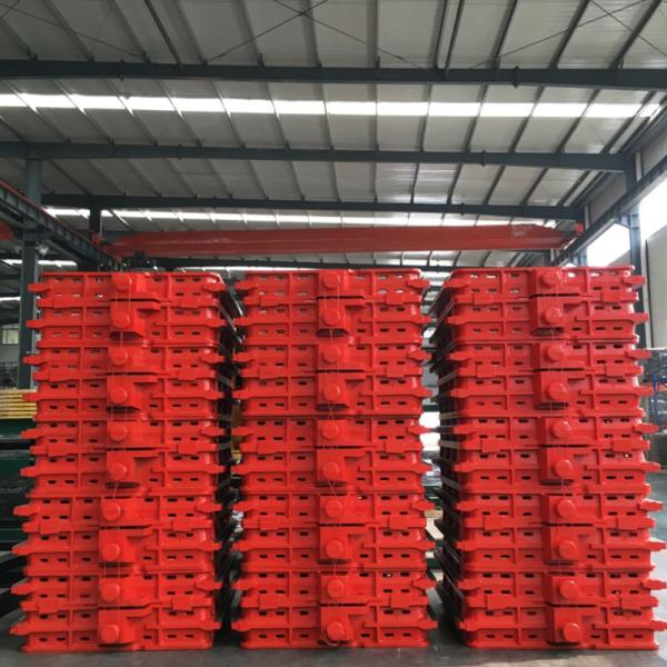 O CNC fez à máquina a garrafa moldando para a linha moldando automática