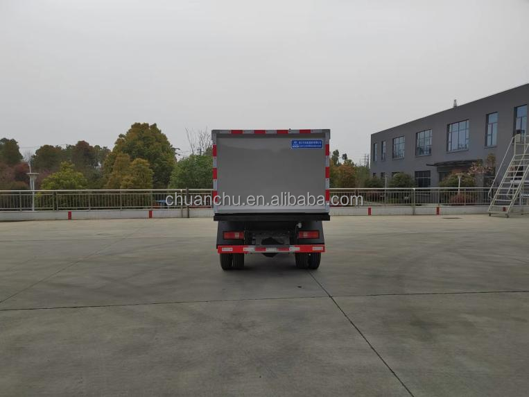 Self Loading Self Discharging Garbage Truck Powered by Pure Electric