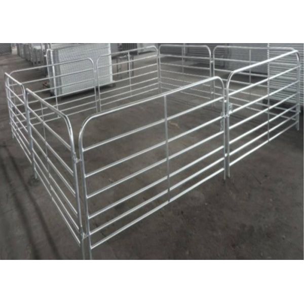 OEM Pre - Galvanized Cattle Yard Fence Panels , Metal Farm Fence Panels