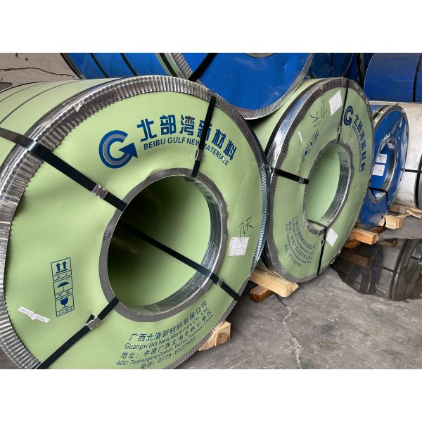 SUS301 0.8mm HV 450 High Precision Slitting Stainless Steel Strip Coil Used For Spring