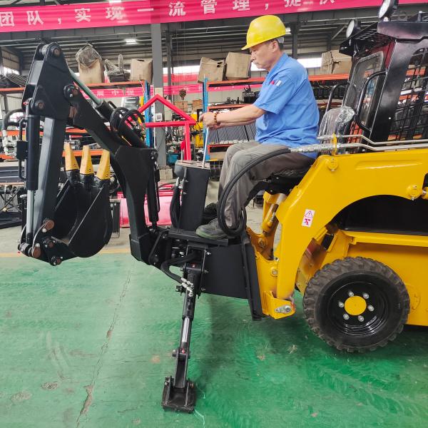 Factory Epa Euro 5 Engine Attachment diesel Skid Loaders 700kg 850kg 950kg 1050kg Mini Skid Steer Loader for Sale