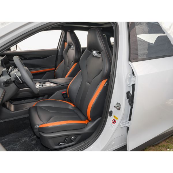 2024 Changan UNI-V Plug-In Hybrid Gasoline Electric Car Vehicle Max Speed 205km/h