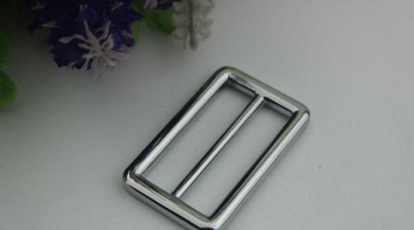 New product 38 mm hanging brush anti brass color zinc alloy metal slide adjustable buckles for bag hardware