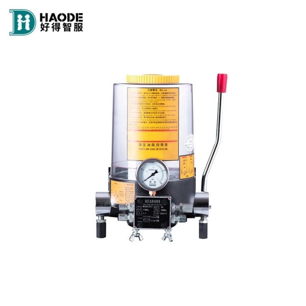 Condition Grease Pump Imported Engine and Professional Design for Paver Road Machinery