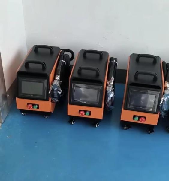 Farms 4 in 1 1500W 1000W 2000W Hand Held Fiber Laser Welding Machine for Portable Laser Rust Remover Dust Old Paint Laser Cleaner