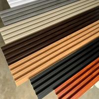 Moderno impermeable insonorizado impermeable a fuego WPC PVC revestimiento de pared de fluido Panel de pared interior para hogares Hoteles Villas Salones