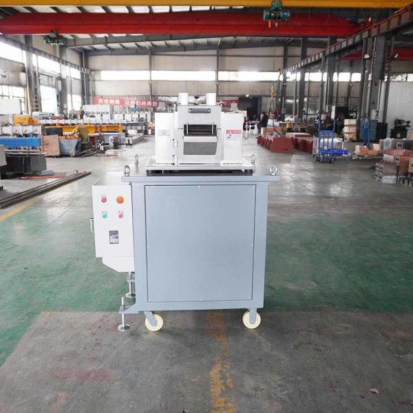 Промышленный экструдер из пластика из нержавеющей стали Пелеттизатор для резки пластиковых полос