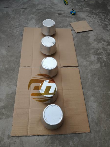 Fireproof and breathable head for marine oil reservoirs