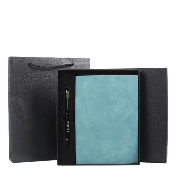 Scénario d'utilisation académique Carnet en cuir personnalisé avec couverture personnalisée de taille A5