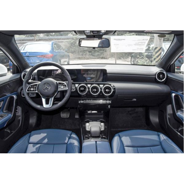 Мерседес-Benz 200 l автомобиль космоса мест 3 двери 5 версии 4 седана спорта donggan