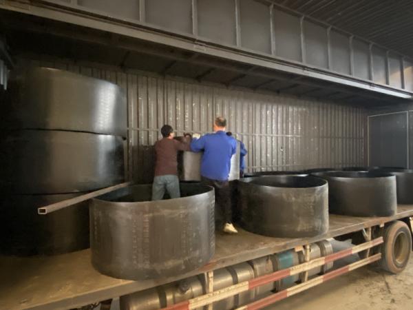 Tape à manchon thermiquement rétrécissable en PE reliée par rayonnement HSS pour joint de fin de tuyauterie pré-isolant