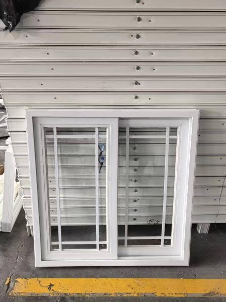 Fenêtres coulissantes en UPVC conventionnelles de sécurité Ultra-lisses, fenêtre coulissante en UPVC de 80 mm avec moustiquaire en fibre de verre