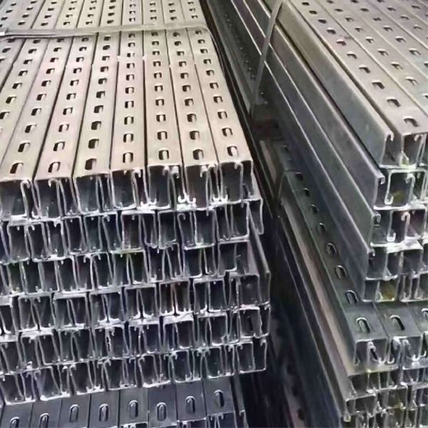 Q235 Perforated Metal Strut Channel 304 Stainless Steel Unistrut C Channel