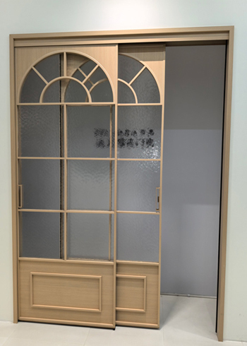 Custom Size Silent Glide Aluminium Sliding Doors With Low Friction Track System