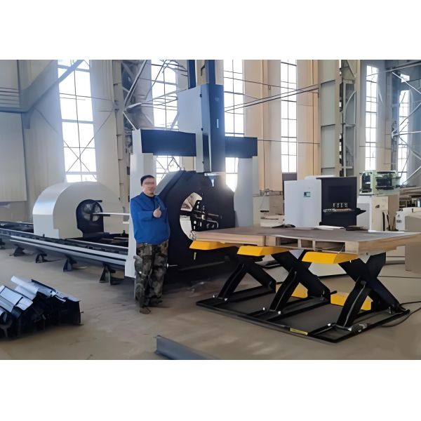 Model LC2412 CNC Laser Tube Pipe Processing Machine For  Carbon/Stainless Steel Pipes
