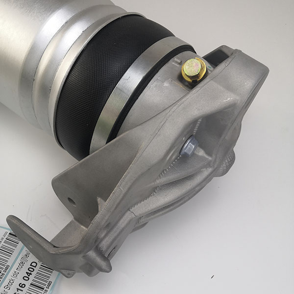 AUDI Q7 Porsche Cayenne Touareg Front Air Suspension Shock 7L8616039D 7L8616040D