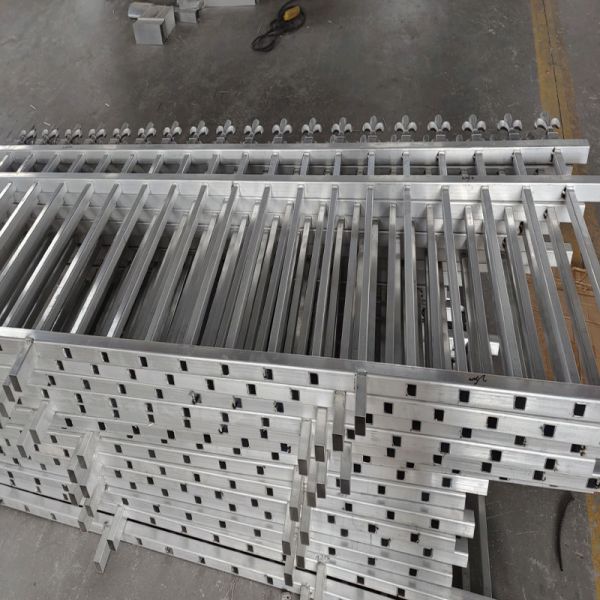 8'X36 Aluminium Railing Profile For Deck Stairs Balcony Exterior Interior