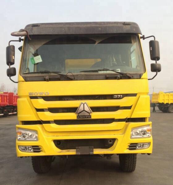 El camión volquete 41000kg de la correa eslabonada de HOWO 6*4 10 cansa el camión de volquete para el mercado africano