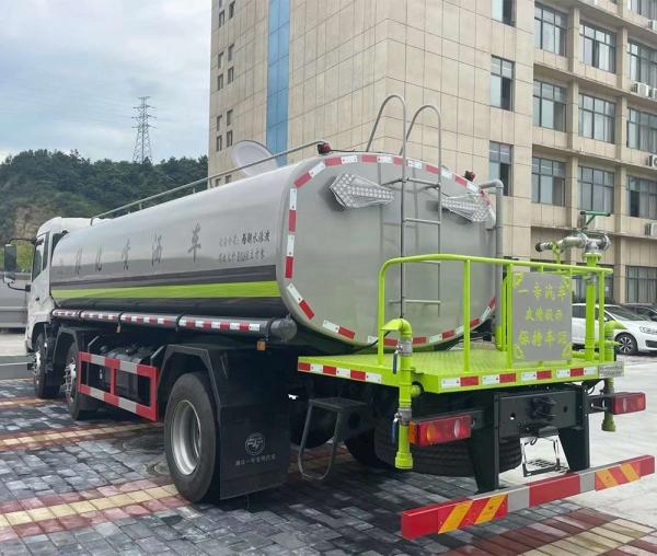10/12/15/18 CBM Euro 4 Diesel Municipal Water Storage Tank Truck with 8 Wheels