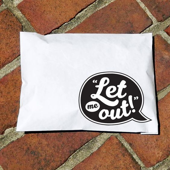 12*15.5in Black White Self-seal poly bag,Poly mailers,Courier bags,Postal bags,Mailing satchels