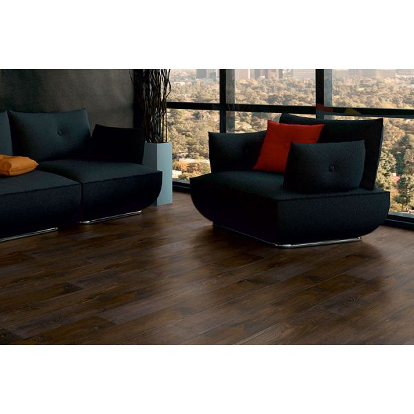 Multilayer 1-strip engineered, Oak, Rustic, Hand Finished 01