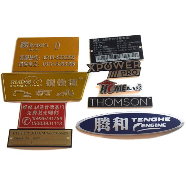 Custom Embossed Aluminum Alloy Nameplate Logo Metal Tag Nameplate For Bag And Cloth